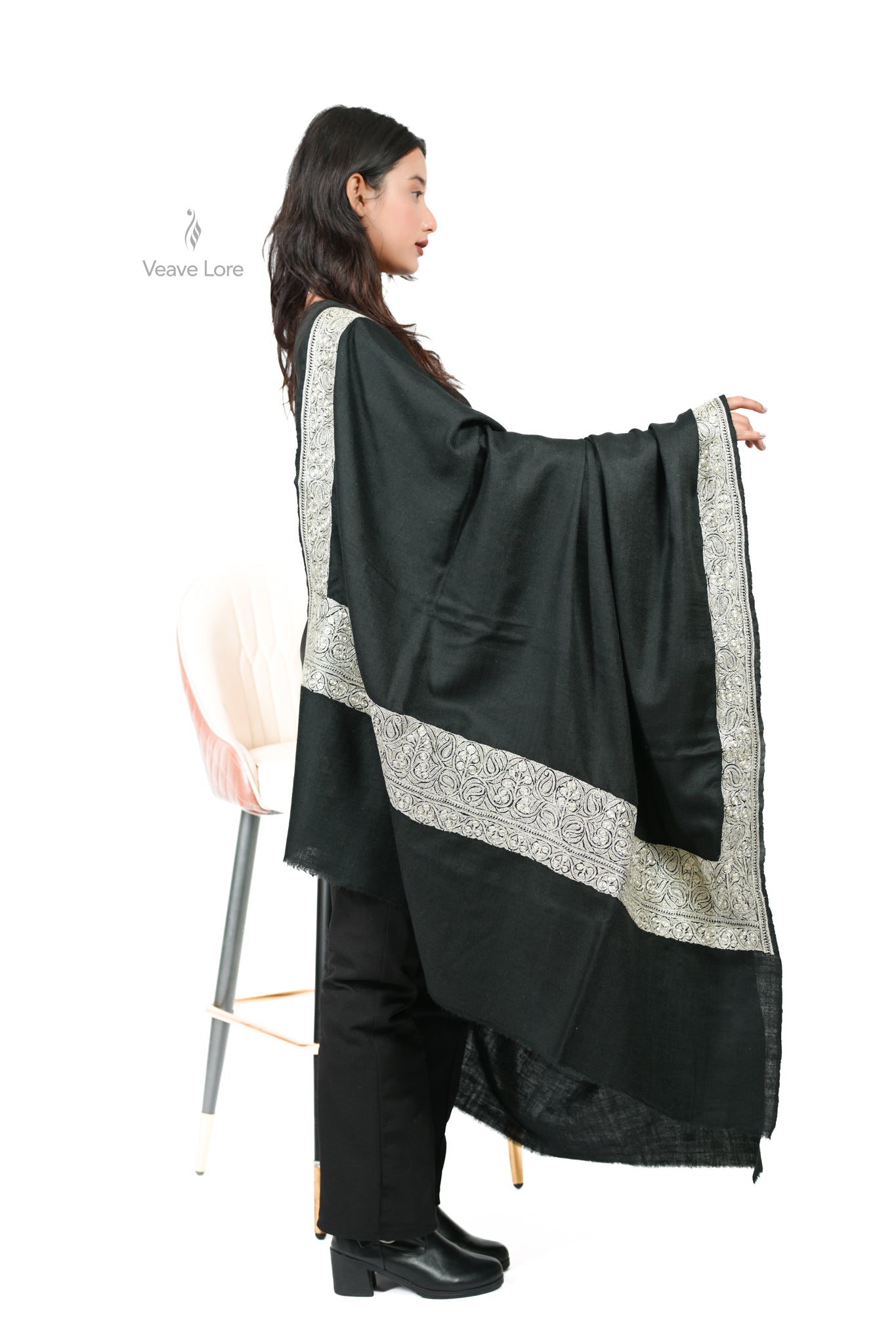 Siyaah-e-Zar Pashmina Shawl
