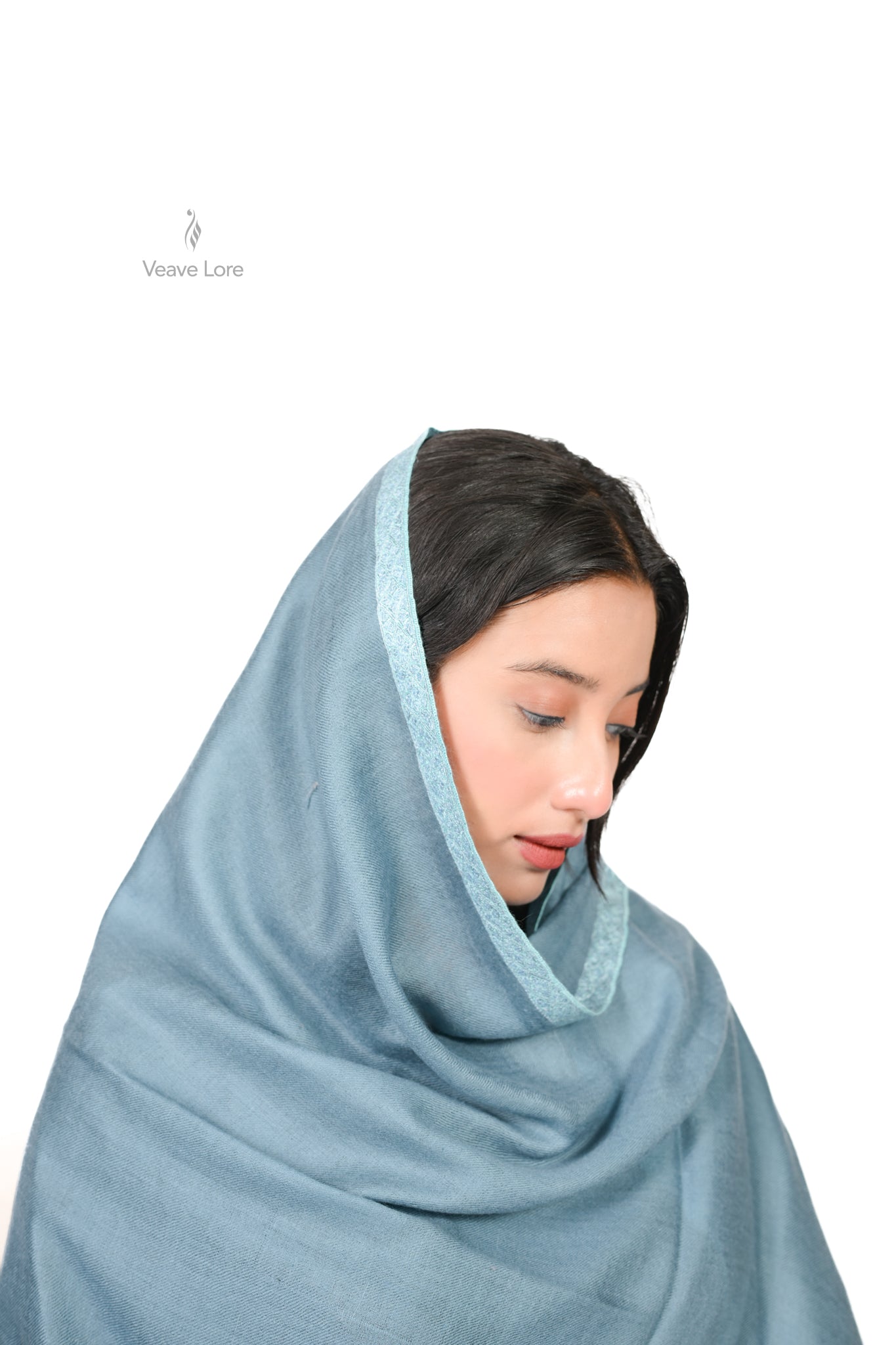 Aks-e-Tawoos Pashmina Shawl