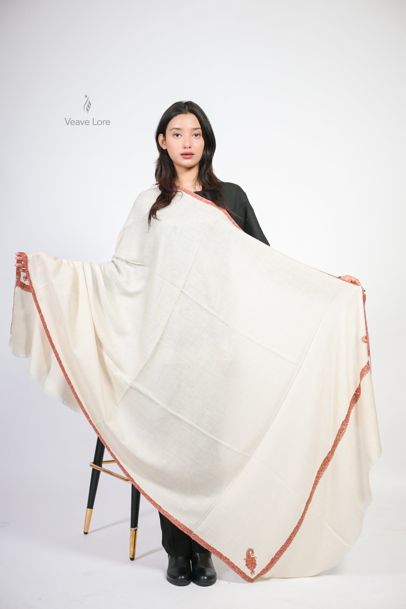Bisat-e-Phool Pashmina Shawl