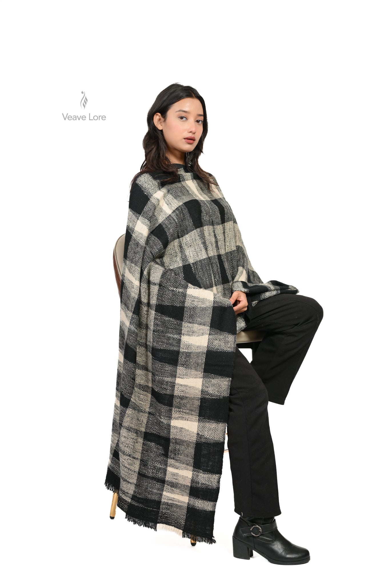 Shabak-e-Siyah Pashmina Heavyweight Stole