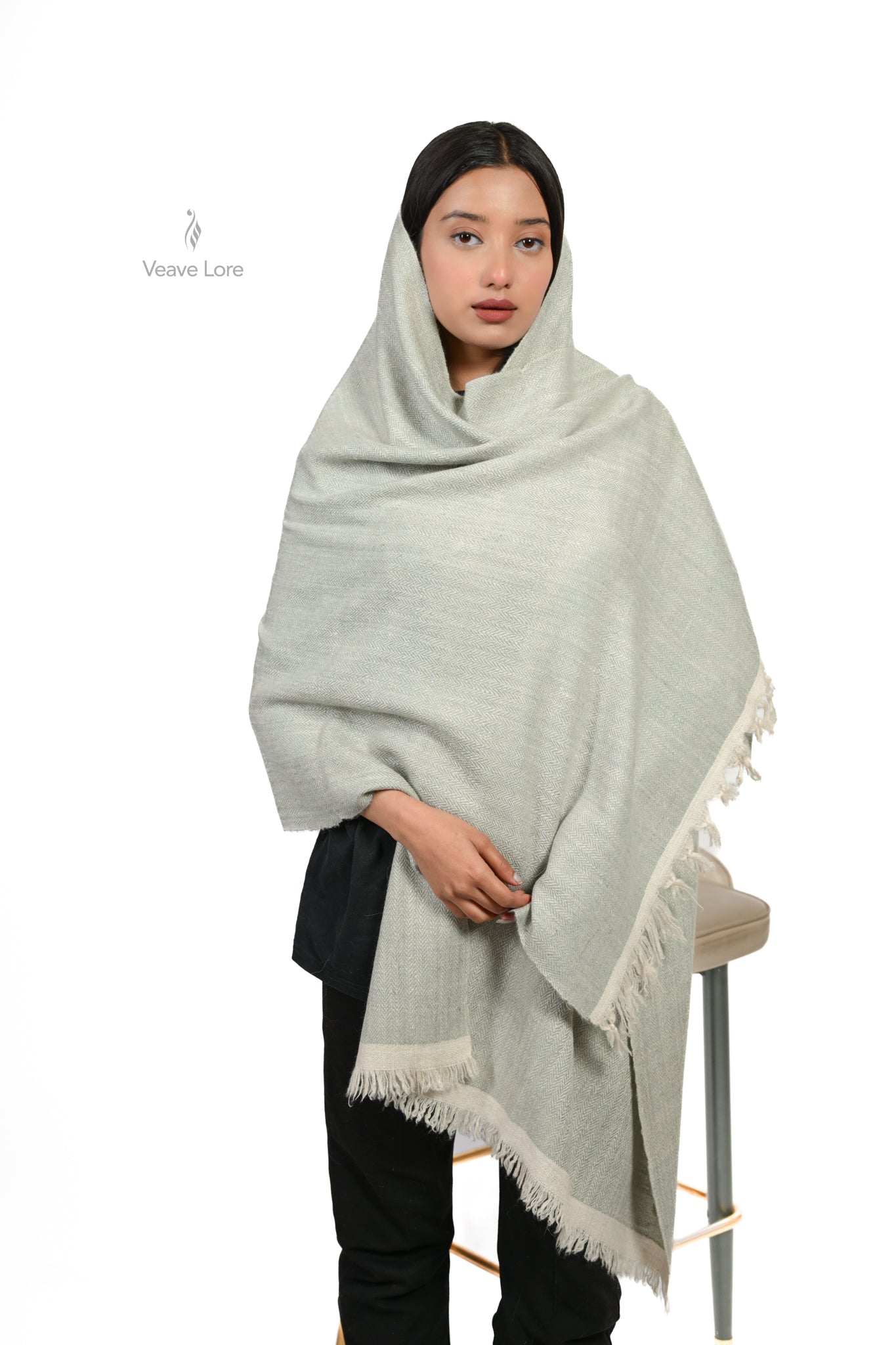 Sile-e-Zamin Pashmina Heavyweight Stole