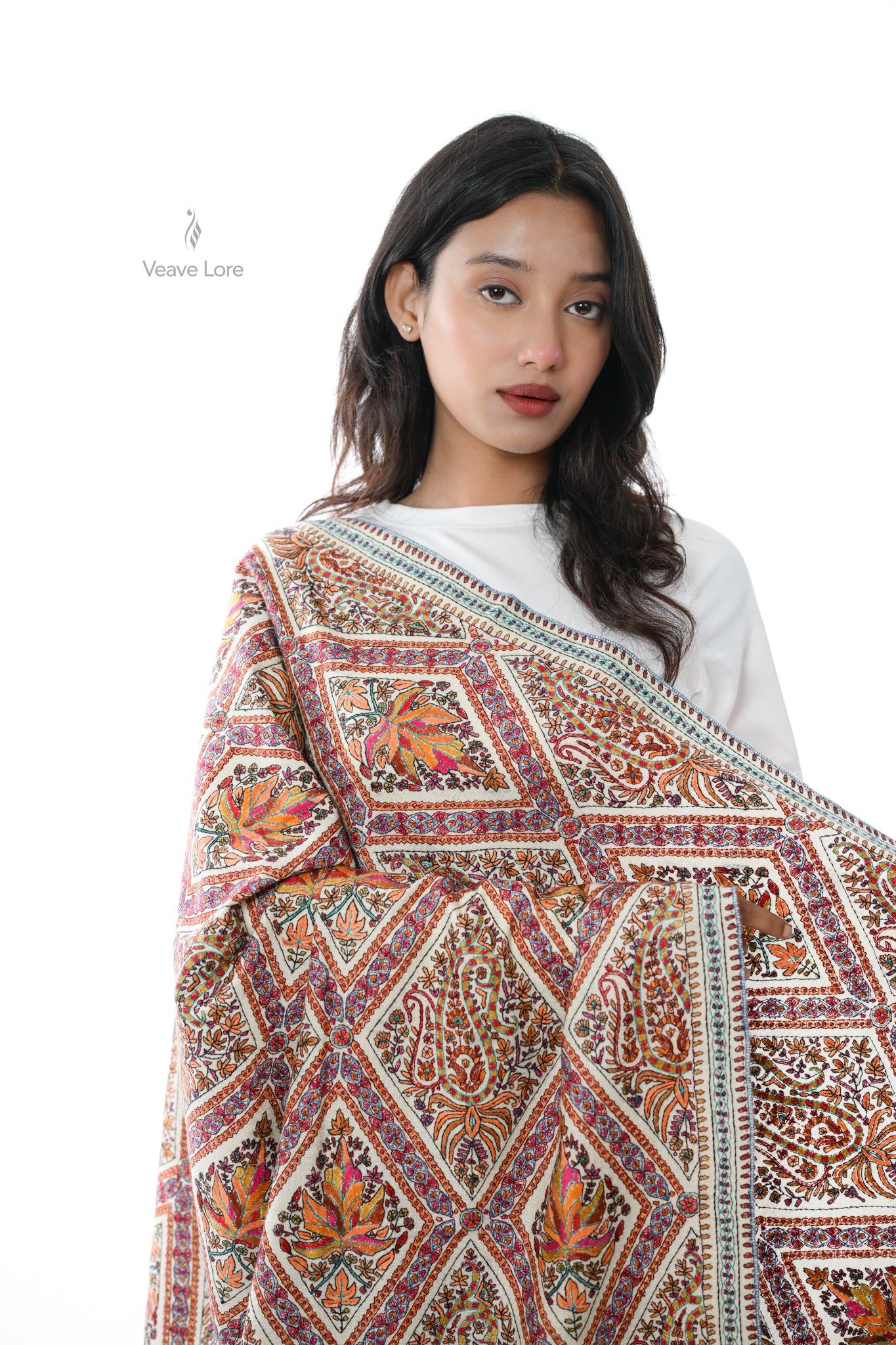 Heera Chaman Hand Embroidered Sozni Jamawar Shawl
