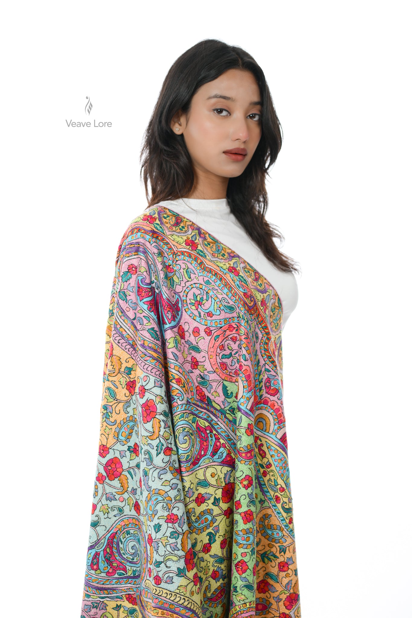 Nau Bahar Hand Embroidered Sozni Jamawar Shawl