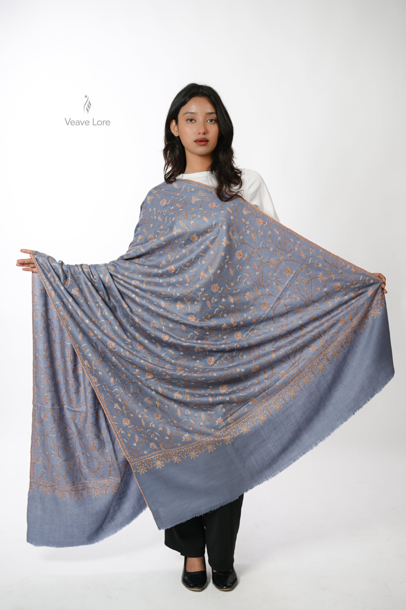 Neel-o-Shafaq Pashmina Shawl