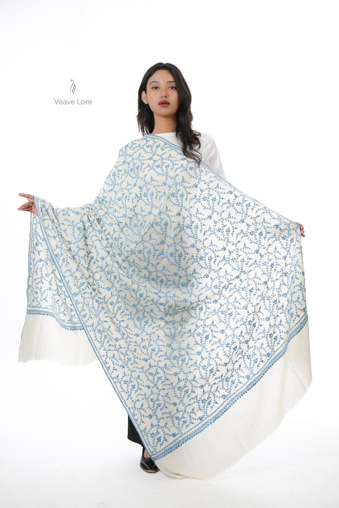 Aasman-o-Barf Pashmina Shawl