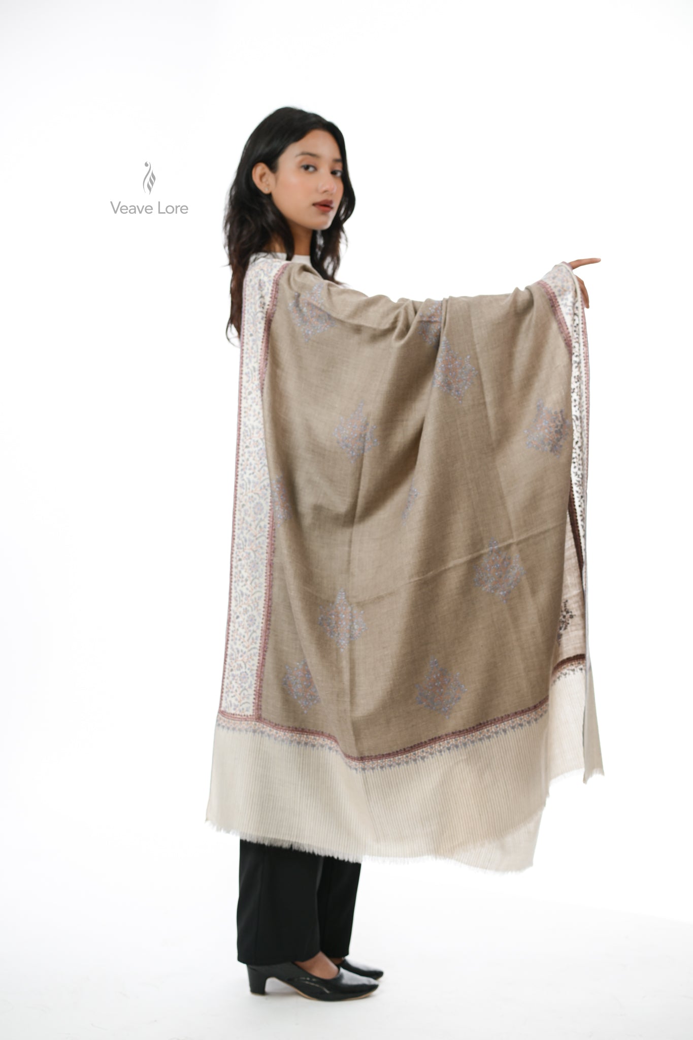 Nilofar & Wheat Pashmina Shawl