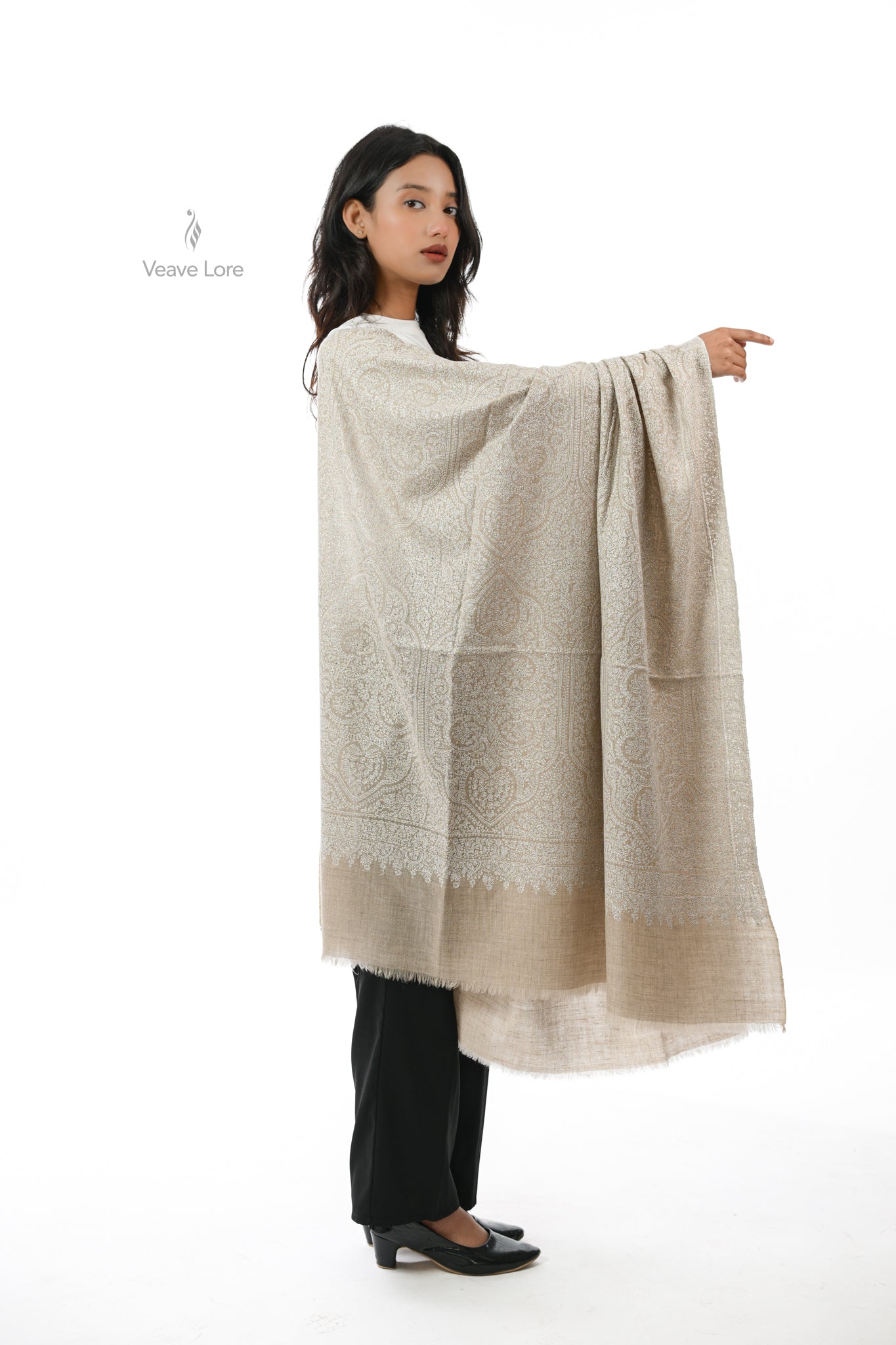 Daastan-e-Kohan Pashmina Shawl