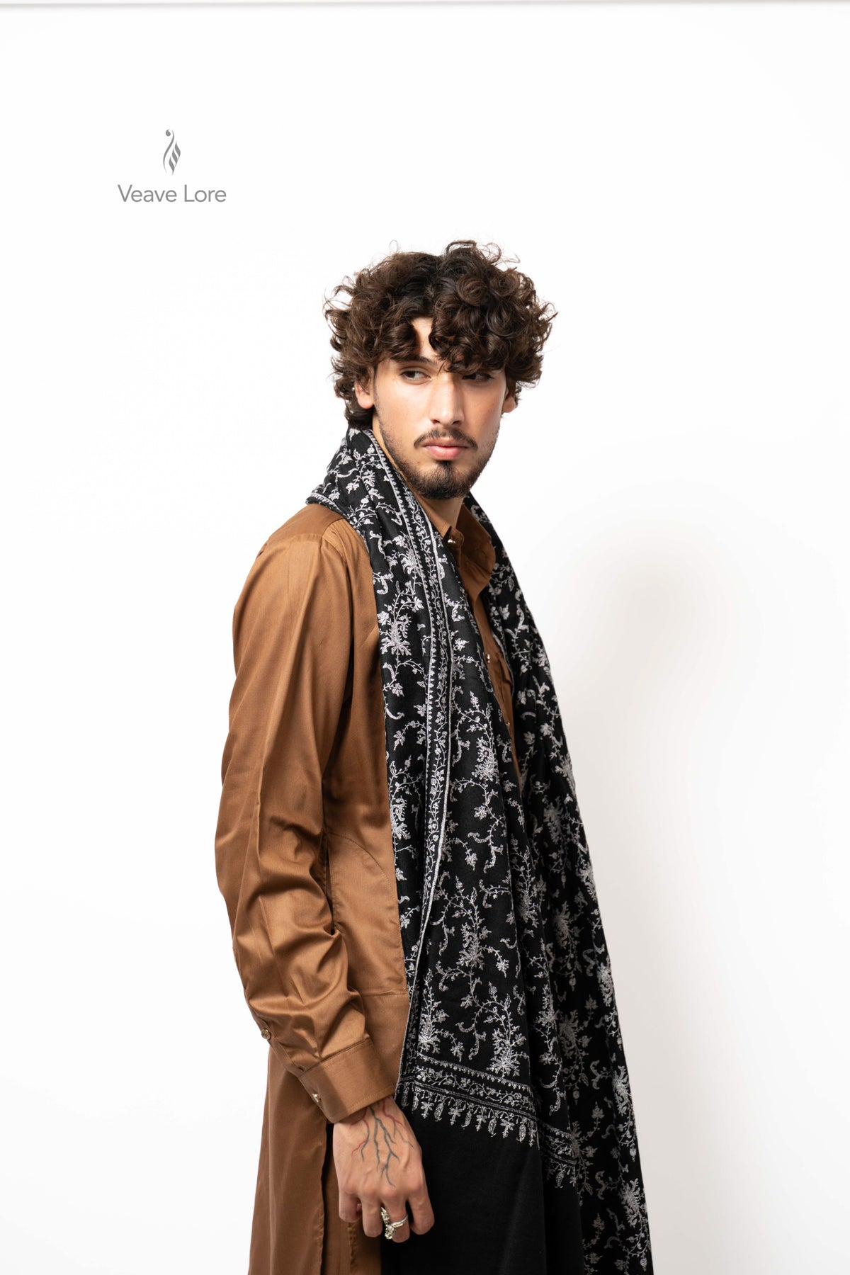 Onyx Frostvine Pashmina Shawl