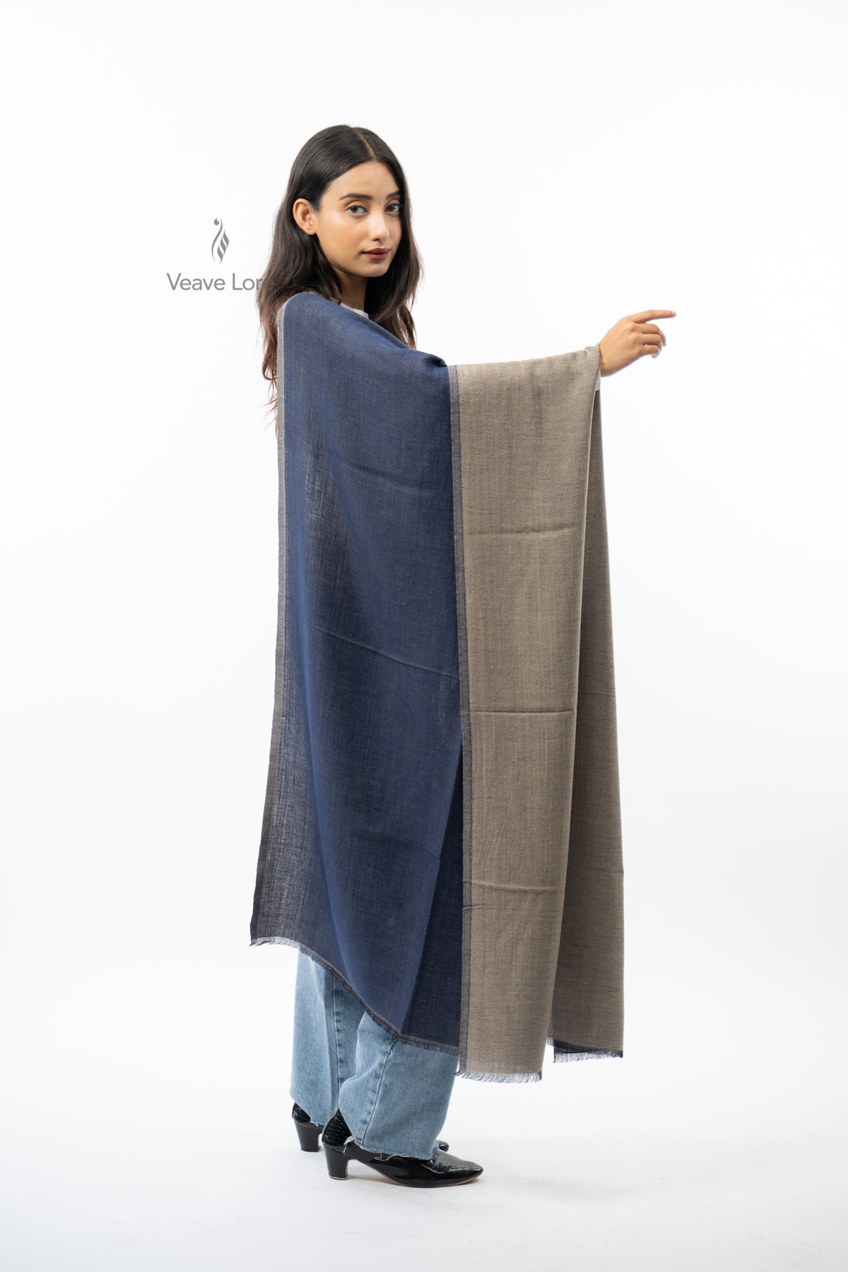 Women Navy & Grey Two-Face Reversible Fine Wool Stole
