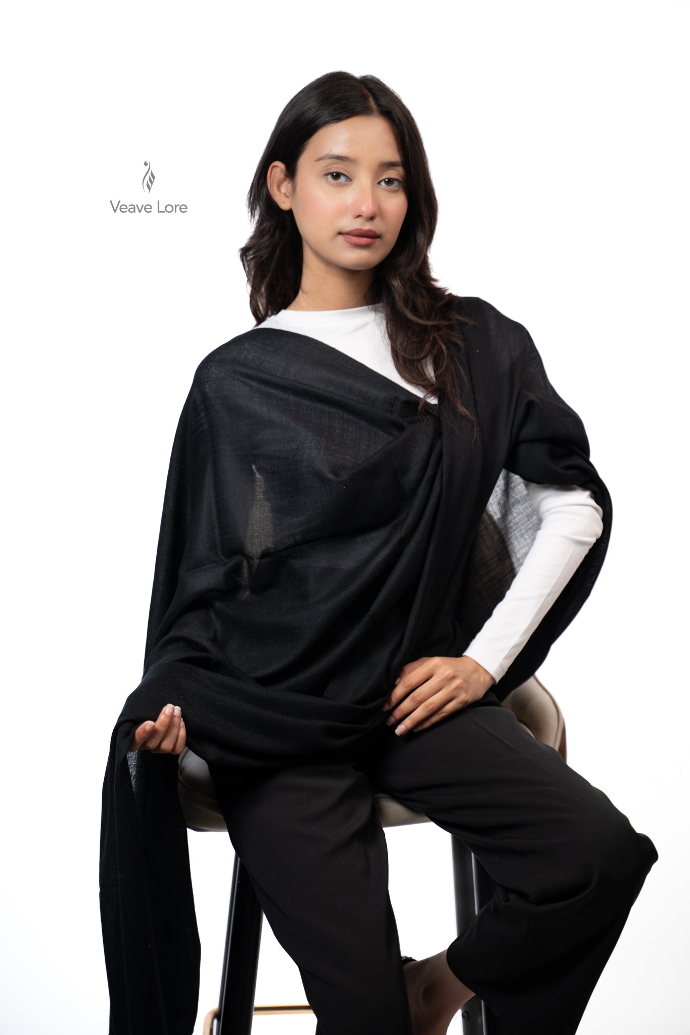 Kohl Onyx Fine Wool Shawl