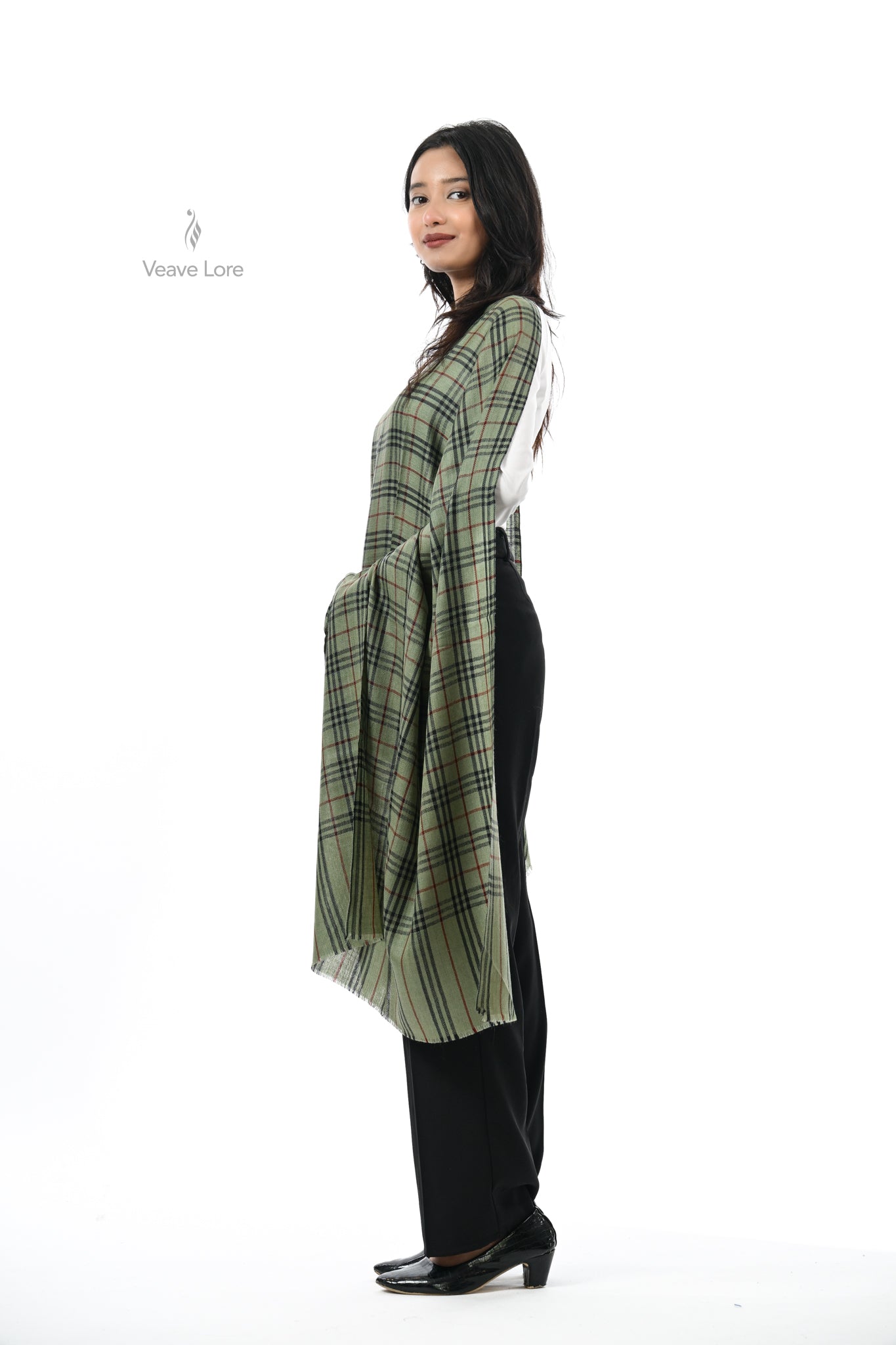 Khat-o-Naqsh Check & Stripe Stole