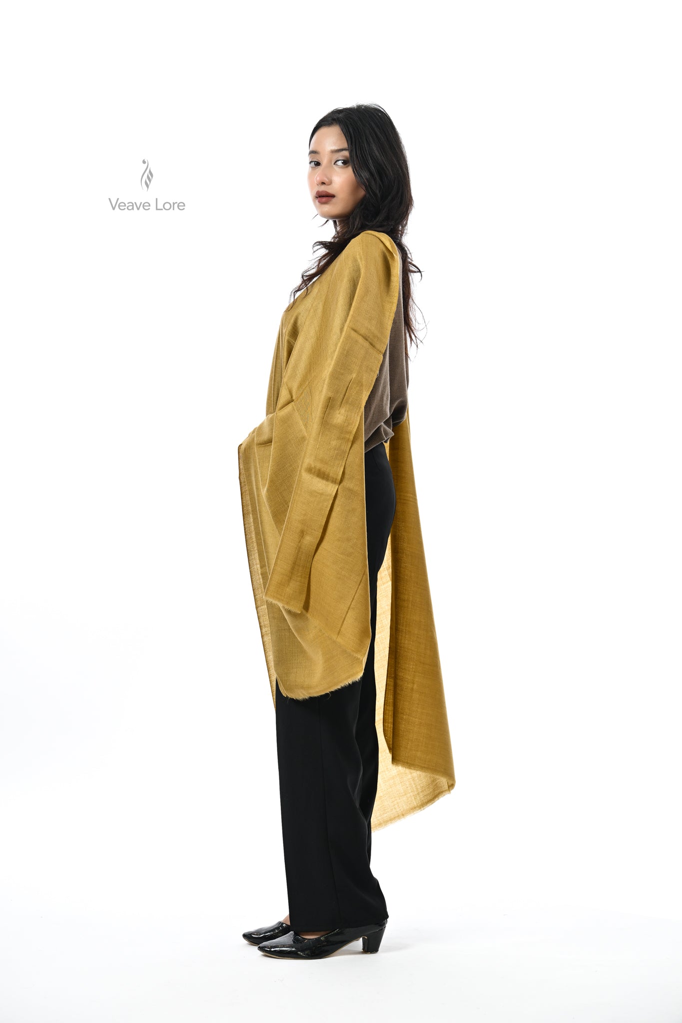 Rang-e-Sukoon Fine Wool Stole