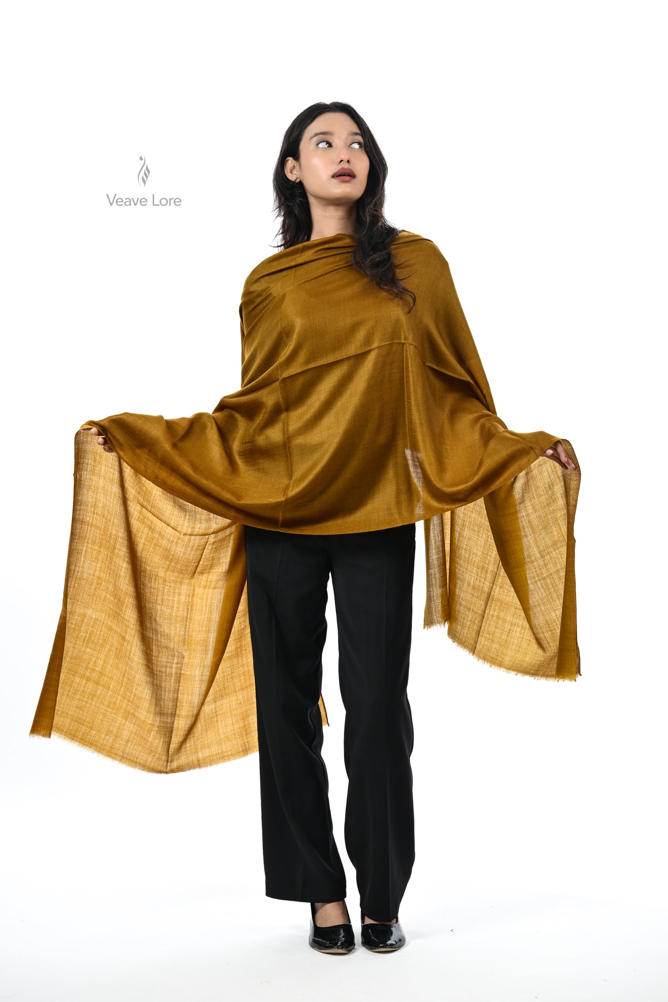 Rang-e-Sukoon Fine Wool Stole