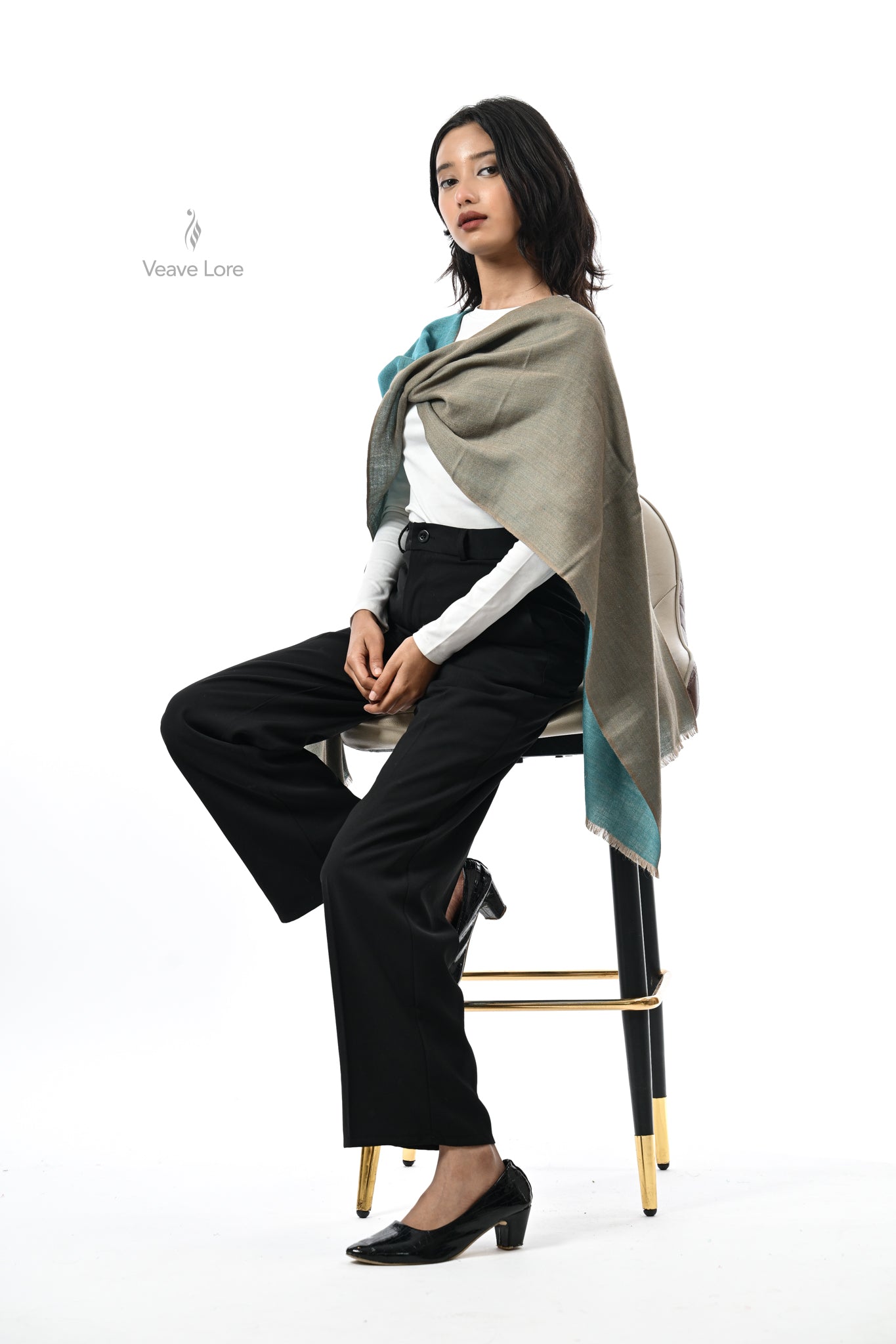 Noor-e-Rang Fine Wool Scarf