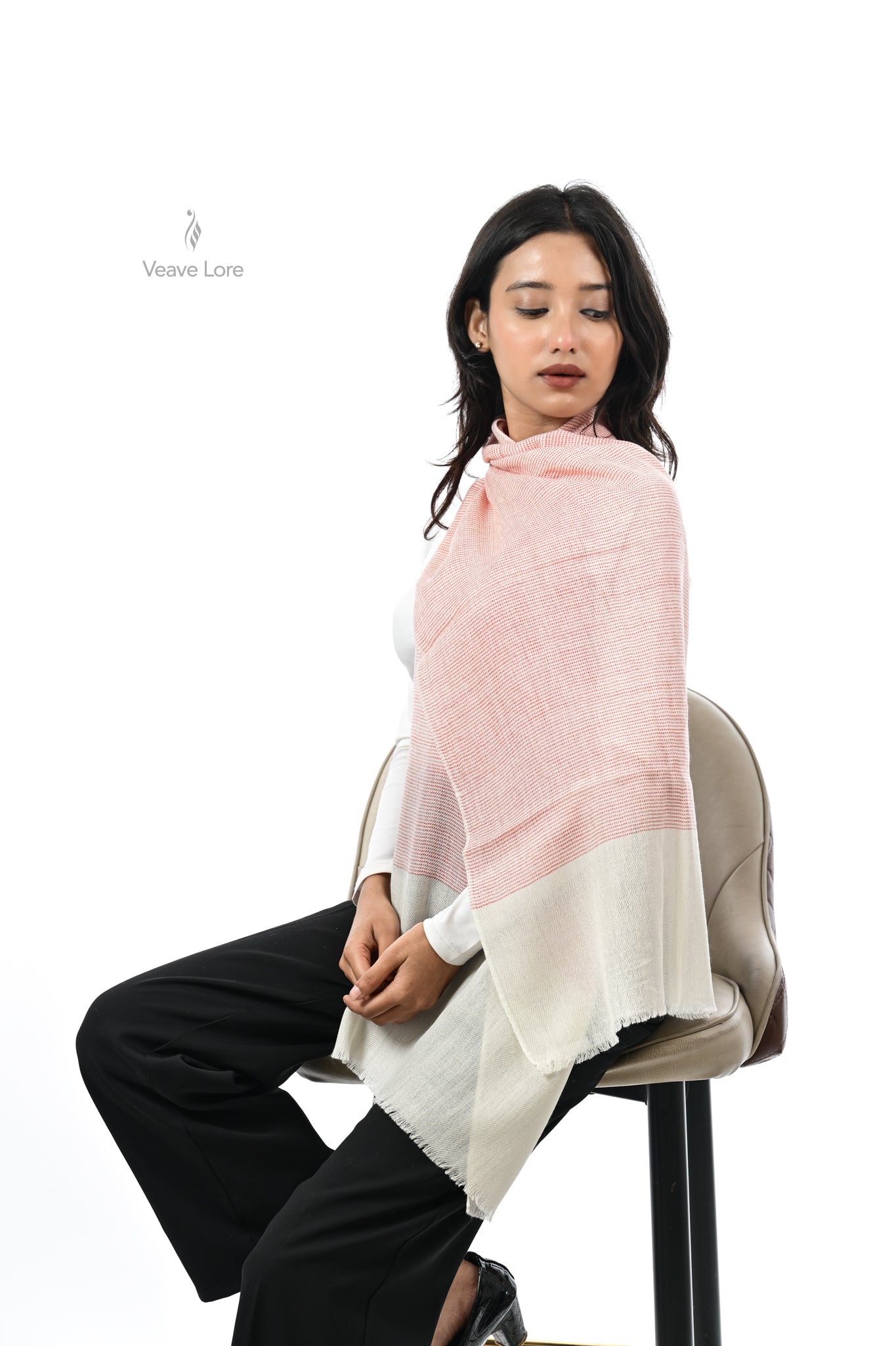 Sahar-e-Gul Fine Wool Muffler