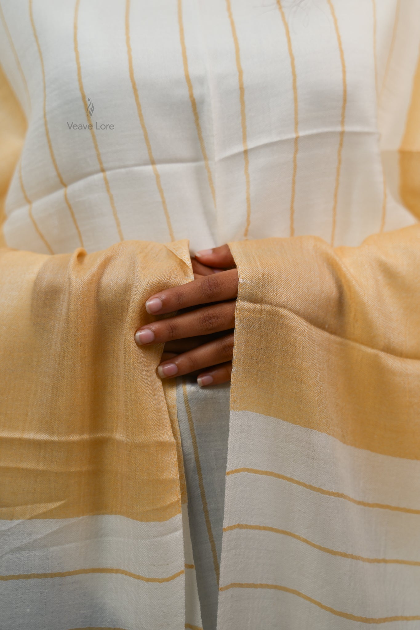 Check Fine Wool Stole — The Woven Grid