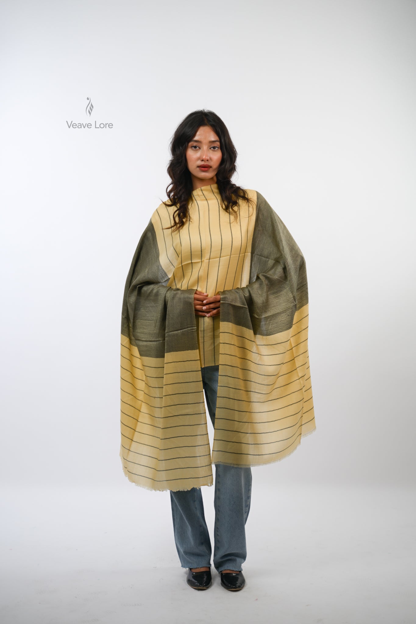 Check Fine Wool Stole — The Woven Grid