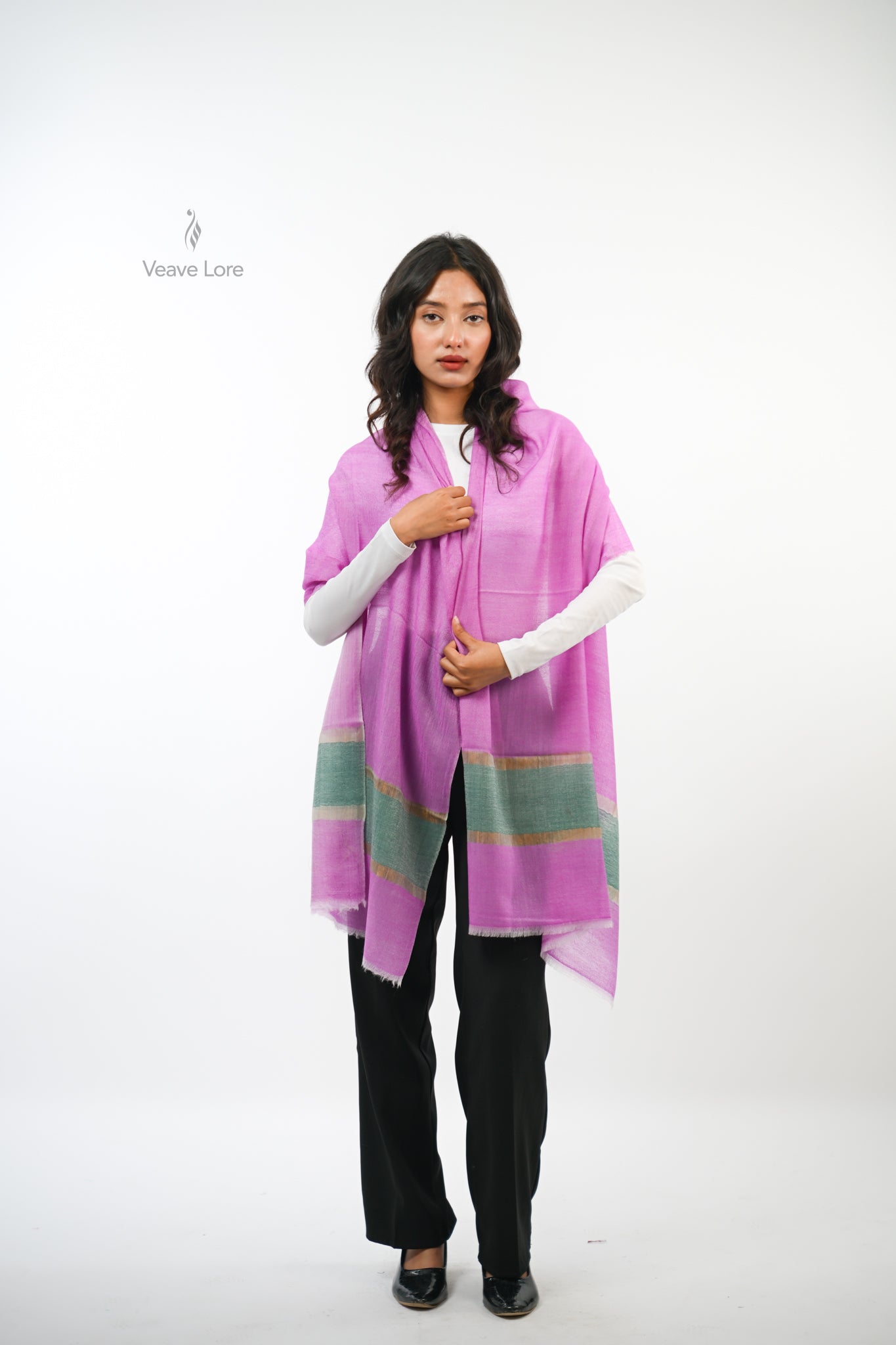 Palledar Fine Wool Stole The Border Weave
