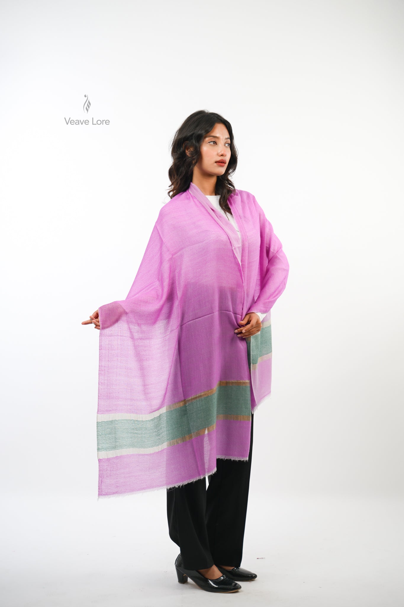 Palledar Fine Wool Stole The Border Weave