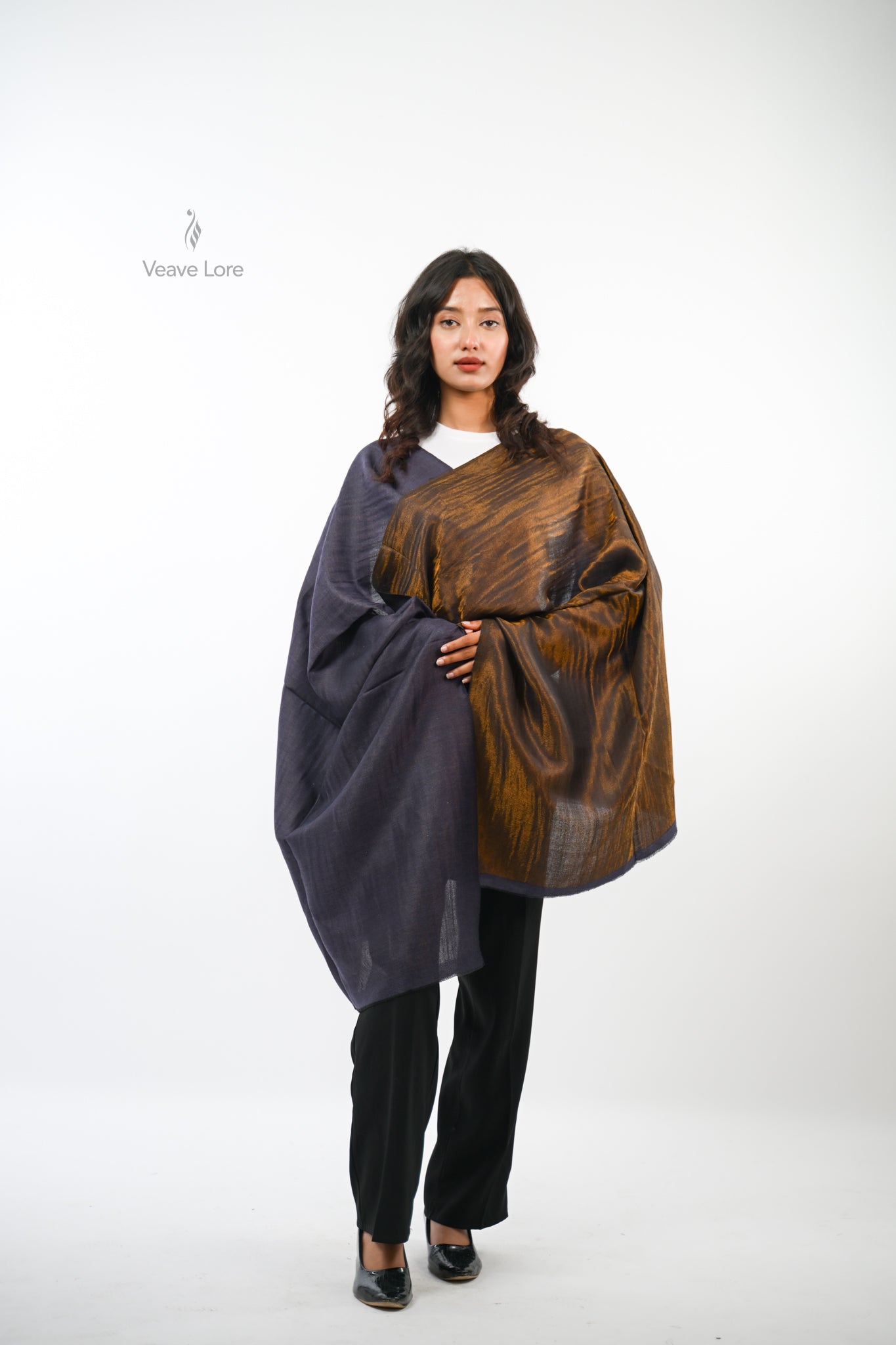 The Reversible Zari Stole