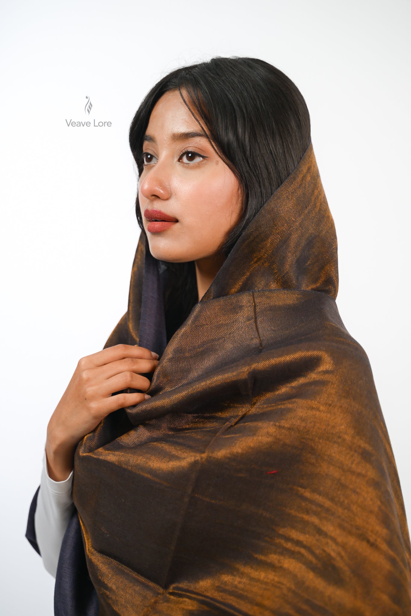 The Reversible Zari Stole