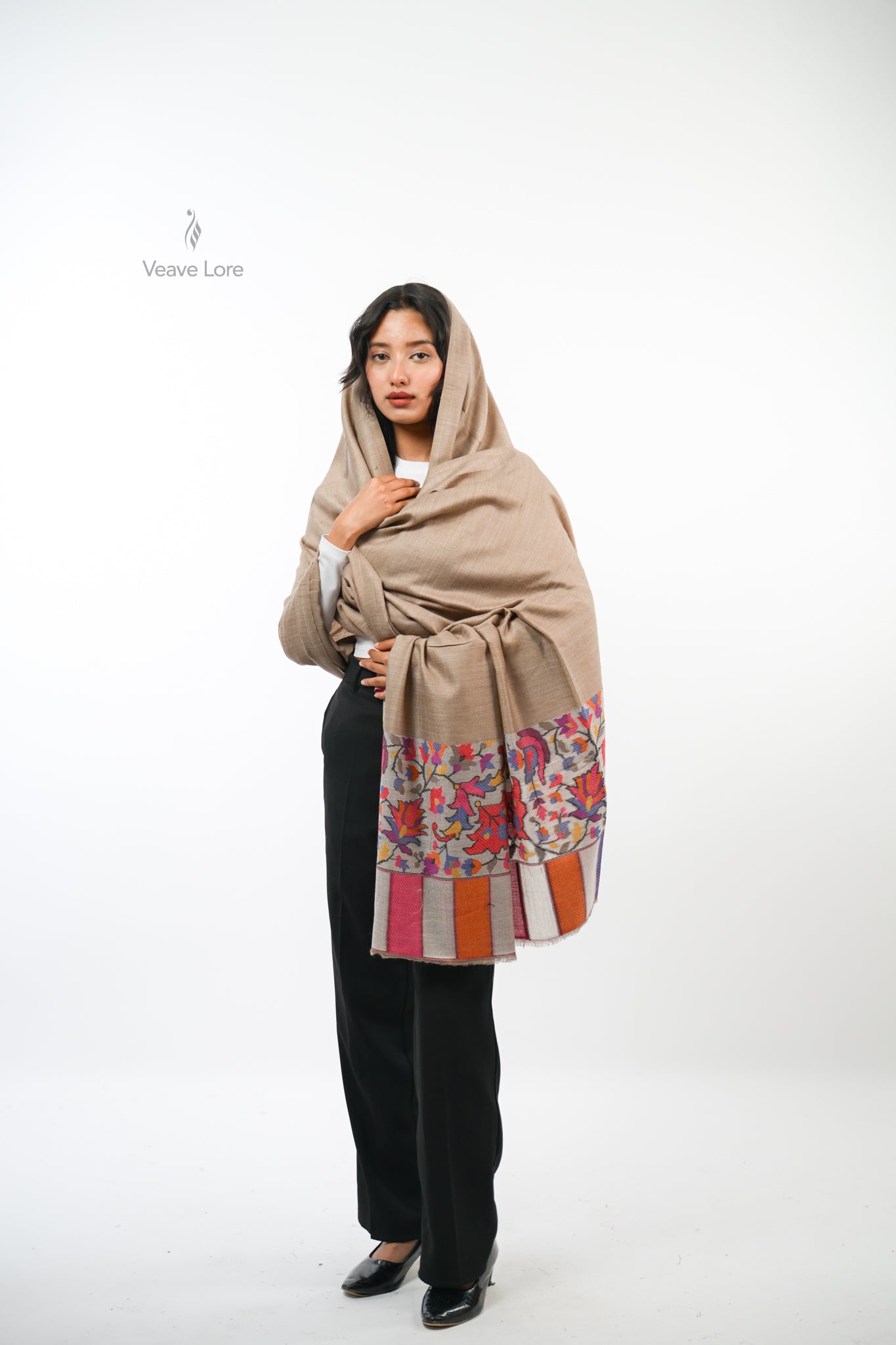 Roshan Kani Palledar Shawl