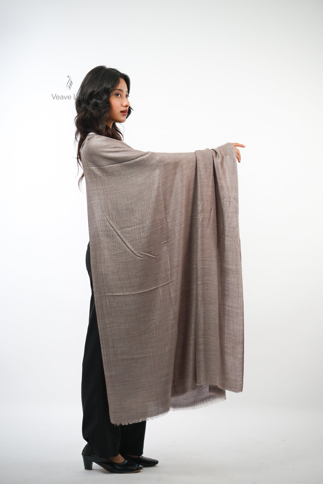 Sang Reversible Fine Wool Shawl